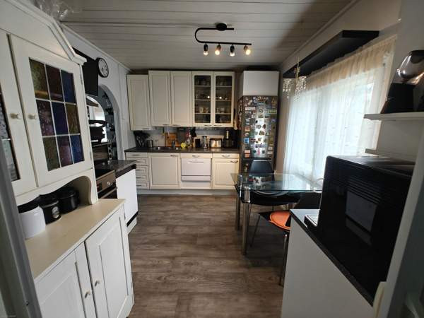 2h+k+oh+kph+terassi+käyttöullakko+kellari  Vantaa – foto 8