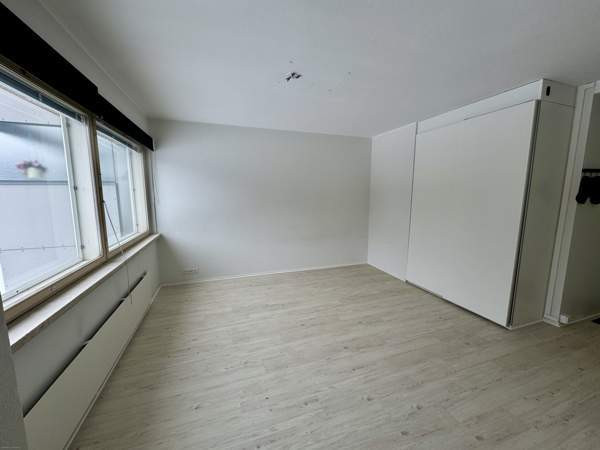 1h + kk+kylpyhuone  Helsinki - valokuva 1