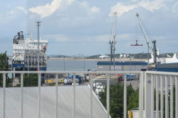 3h + k + 2kph + s + kamina + kattoterassi  Dzhankoy – foto 1