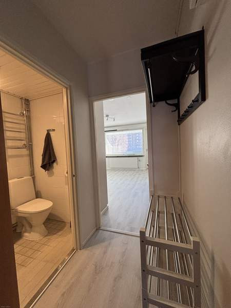 1h + kk + kph + lasitettu parveke  Helsinki - valokuva 6