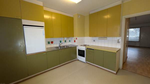 2h + k + p  Pöytyä - valokuva 1