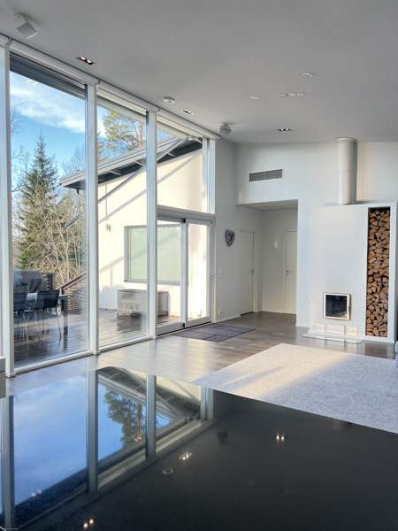 4h, avokeittiö, kkh, kph, s, 2 x wc  Espoo - photo 2