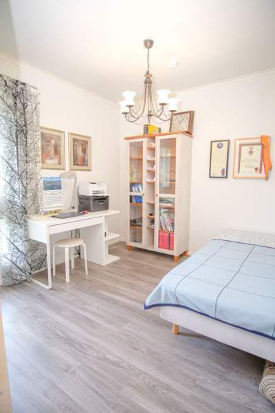 3h + avok + p + rantasauna + kellarivarasto + piha  Järvenpää - valokuva 8