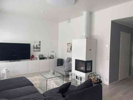 3h + avok + khh + s + 2 wc + var  Vantaa