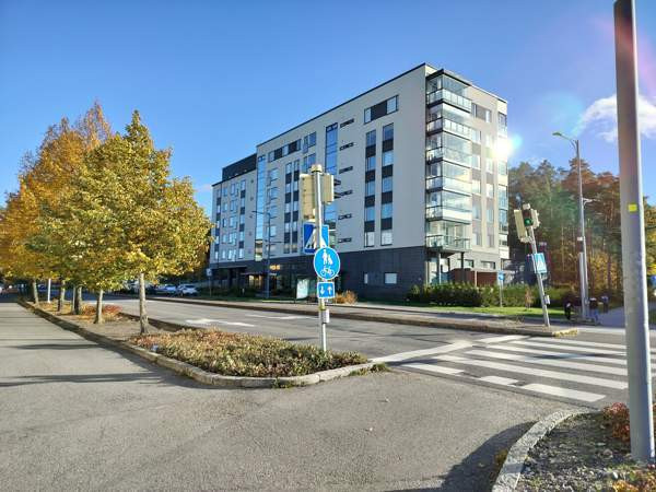 2h + avokeittiö + kph + rp + (autohallipaikka sähk  Kaarina - valokuva 4