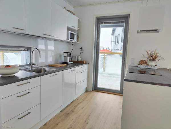 5h + k + 2 ph + wc + s + khh + autok + varasto  Tuusula - valokuva 5