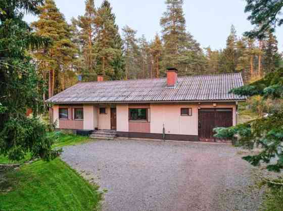 Omakotitalo + erillinen isoautotalli + talvilämmin  Pöytyä