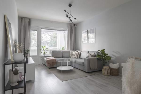 2h + k + kph + vh + lasp  Kuopio - valokuva 2