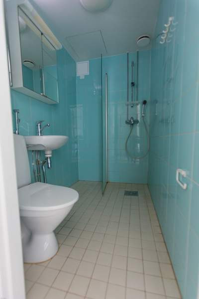 1h +kk+kph+ lasitettuparveke  Helsinki - photo 4