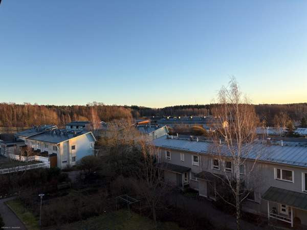 2h + kk + kph + iso lasitettu parveke  Helsinki - photo 3