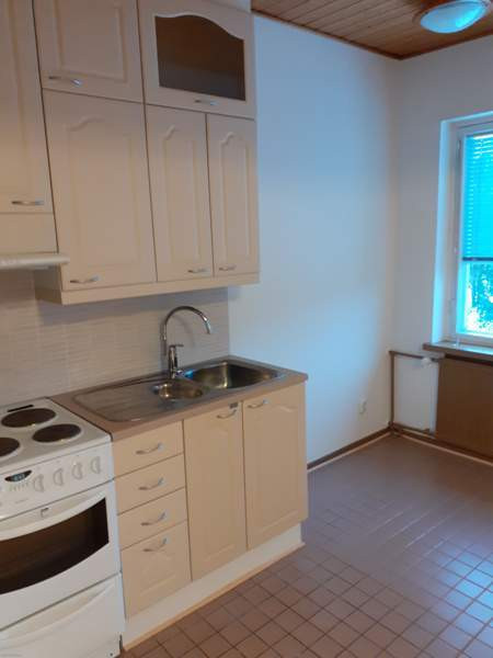 4 h + avok + kk + 2 kph + 2 parveketta  Kokkola – foto 2