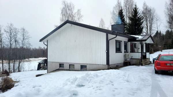 4h, k, vh, 2xWc, khh, pkh, psh, s, kattilah, puuva  Loppi – foto 1