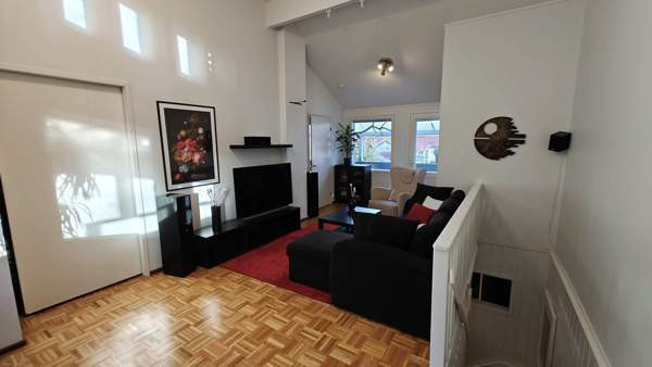 3h + tupak + kph + s + 2wc + khh + p + var + ak  Jyväskylä - valokuva 1