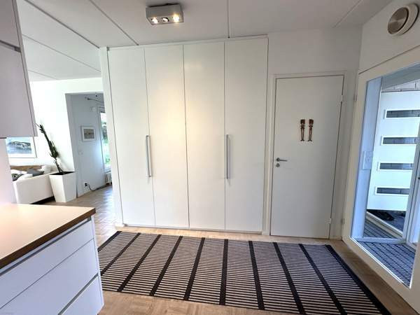 4h+k+kph+s+2xwc+3xterassi+parveke+lämmin varasto j  Espoo - valokuva 4