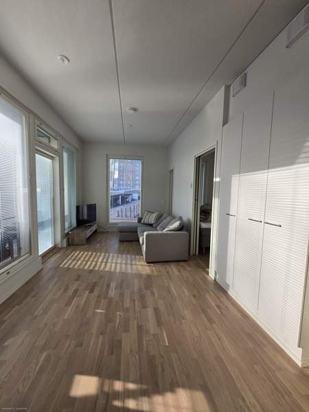 2h + kt + lasitettu parveke  Espoo - photo 2