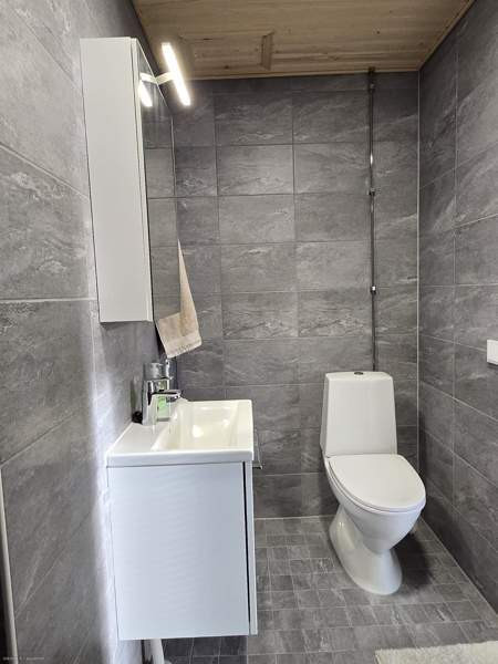 2h + kt + lasitettu parveke  Espoo - photo 4