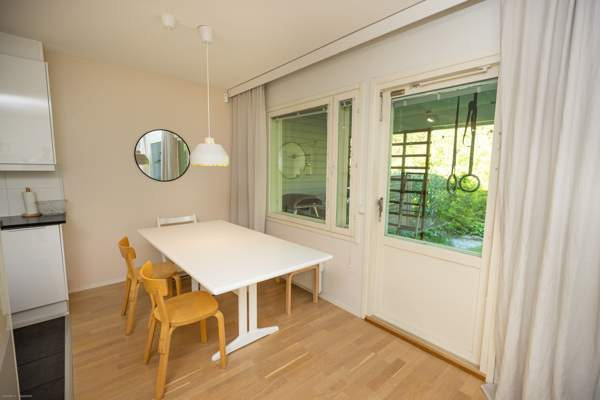 4h + k + s  (yj. 5h + k + s)  Söderkulla - valokuva 4