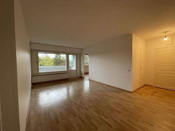 4h + k + kph + 2 wc + lasitettu parveke  Helsinki – foto 3