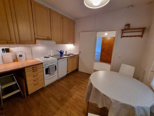 MAALÄMPÖTALO 4h + k + s + p  Kouvola - valokuva 6