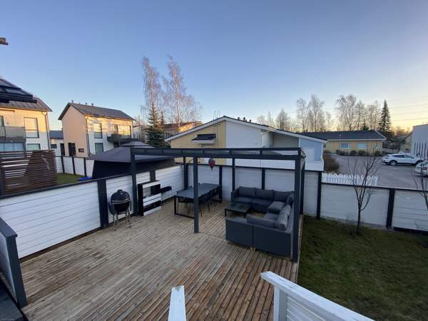 3 mh, askartelutila, keittiö, oh, 3 wc, kph, s, ul  Helsinki – foto 2