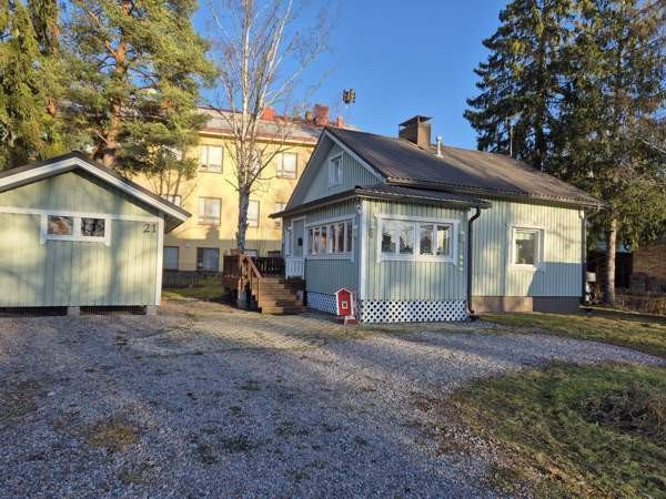 2h + k + 2 yläkerran makuutilaa/huonetta + saunaos  Vantaa – foto 1