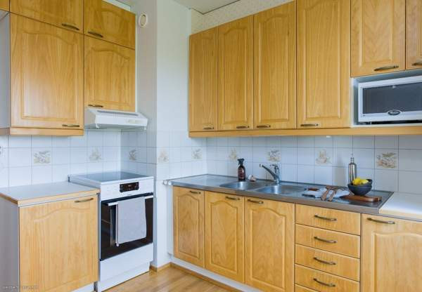 3h+k+kph+erillinen wc+lasitettu parveke  Turtkul – foto 4