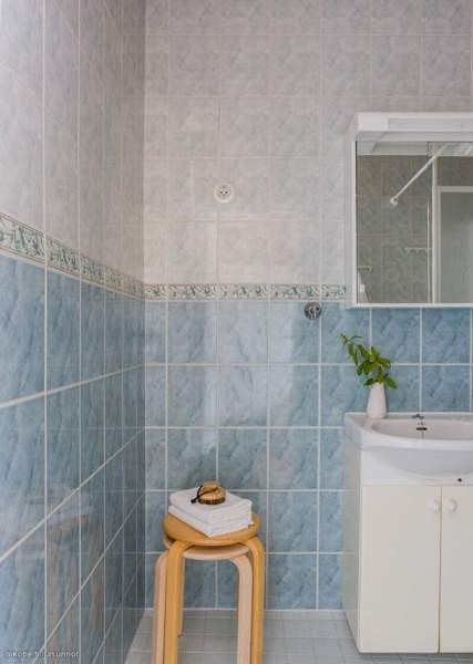 3h+k+kph+erillinen wc+lasitettu parveke  Turtkul – foto 8