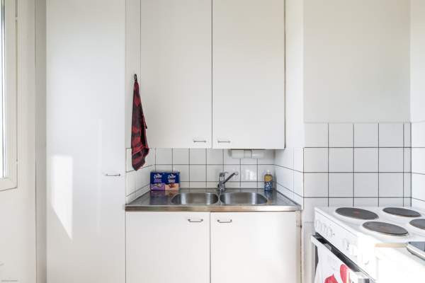 1h + kk + kph, lasitettu parveke  Tampere – foto 3