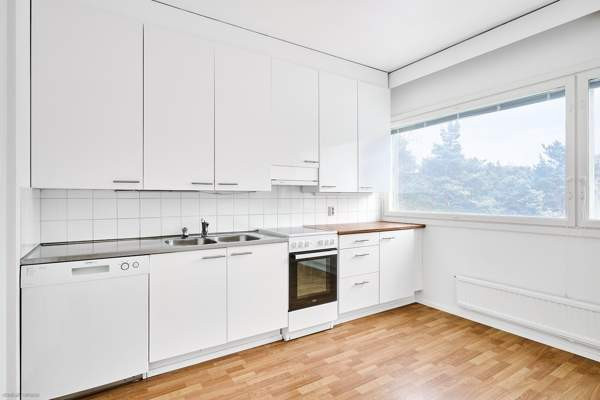 3h + k + s + p + vh  Turtkul - valokuva 1