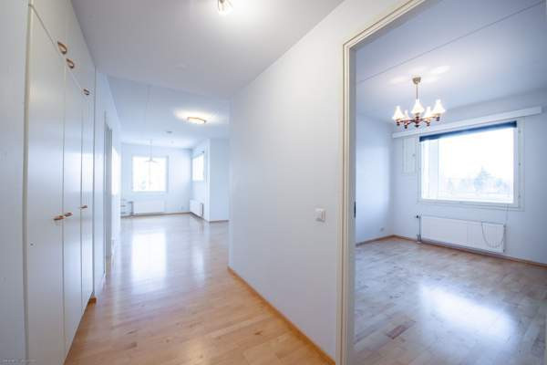 4h,avok,rt,et,s,erill.wc,las.parveke  Миккели - изображение 6