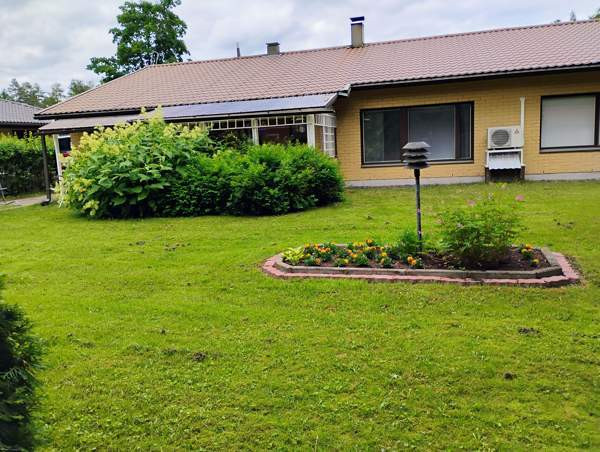 4h + K+apuk.+pesuh.+s+autotalli+varasto/tek.tila+p  Chuvashskaya Respublika - valokuva 5