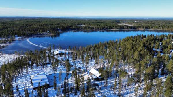 3mh + tupak.+ kodinhoitoh. + s + p + 2 wc, terassi  Kuusamo - photo 1