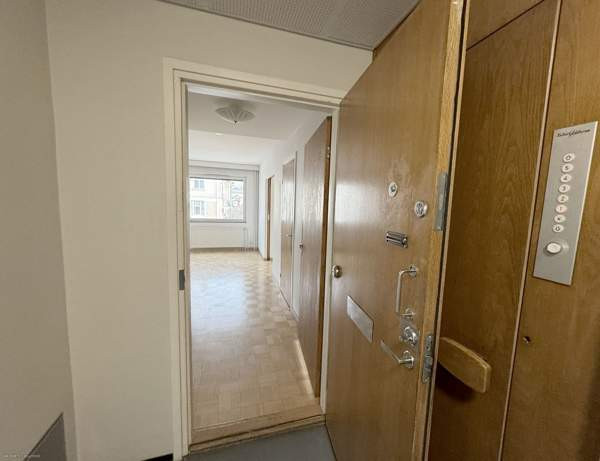 3h + keittiö + kph + wc + lasitettu parveke  Turtkul - valokuva 3