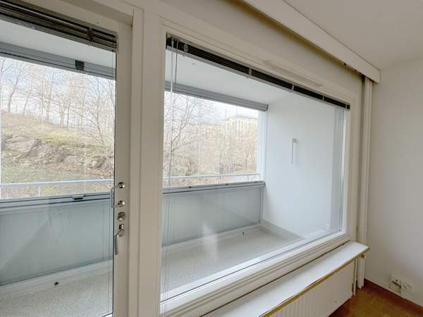 3h + keittiö + kph + wc + lasitettu parveke  Turtkul - valokuva 7