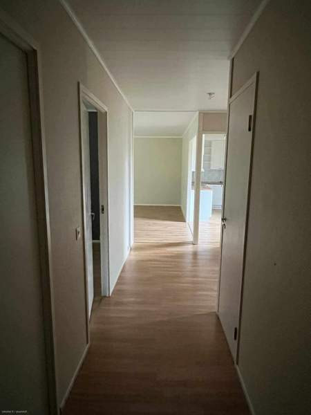 3h + s + keittiö  Zaporiz'ka Oblast' - valokuva 3