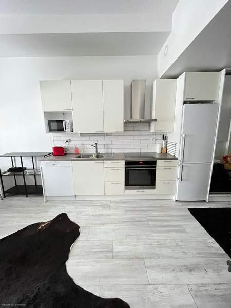 2h+avokeittiö  Haemeenlinna – foto 4