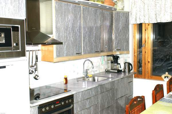 yläkerta asunto= 5 huonetta /Alakerassa  2 huonett  Jyvaeskylae - photo 6