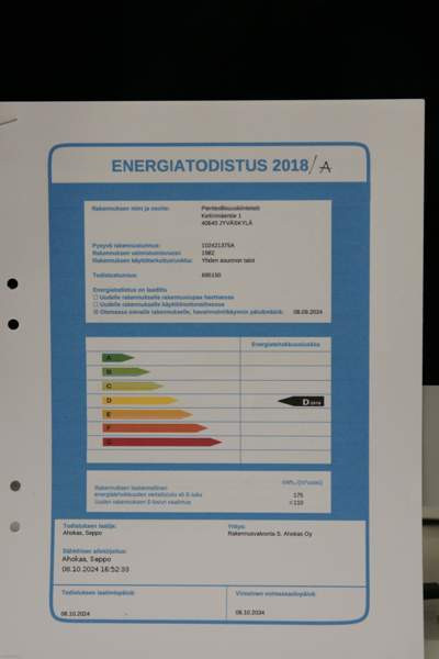 yläkerta asunto= 5 huonetta /Alakerassa  2 huonett  Jyvaeskylae - photo 3