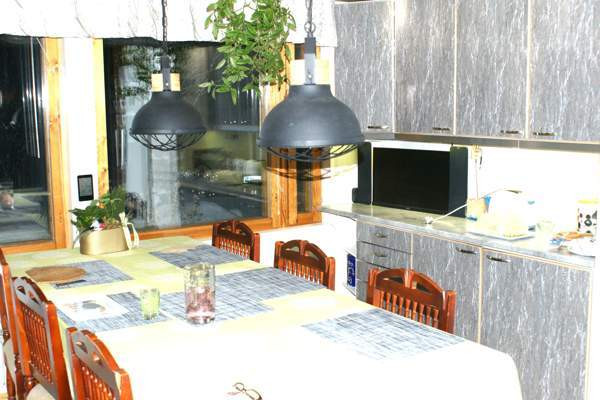 yläkerta asunto= 5 huonetta /Alakerassa  2 huonett  Jyvaeskylae - photo 8