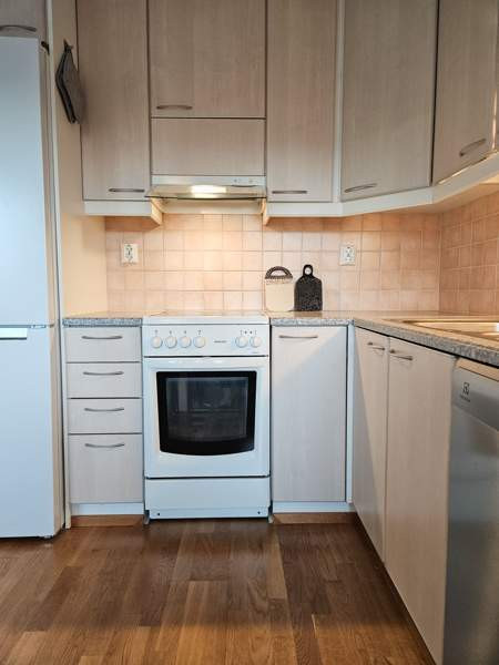 2h + kt + s + las.parveke  Oulu - valokuva 7