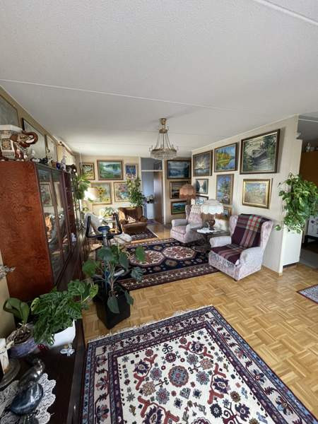 3-4h + k + s + p + wc  Helsinki - valokuva 2