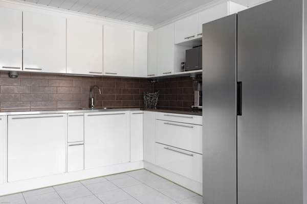 5H+K+S+2xKPH+3xWC+KHH+3xP. Lisäksi huoneet ullakol  Espoo - valokuva 6