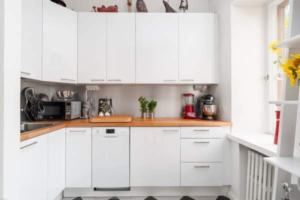 2h, avokeittiö, halli, kph, wc  Helsinki - valokuva 4