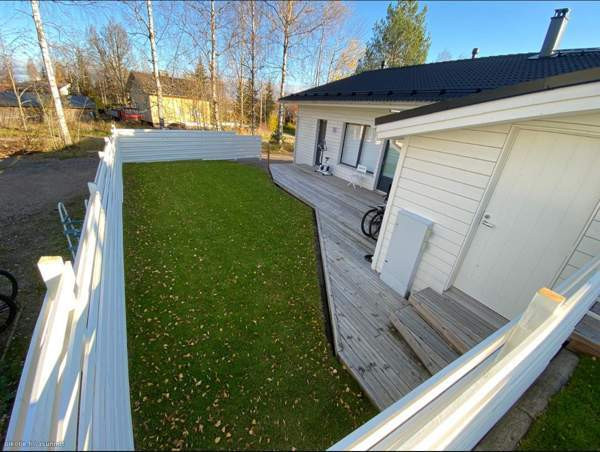 3mh, keittiö /oh, et, khh, kph /wc, kph / sauna ja  Vantaa - valokuva 2