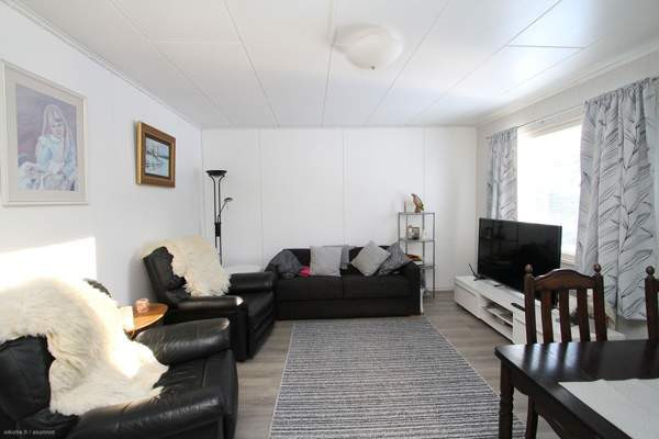 4h, k, s, ph, wc, autotalli  Urjala - valokuva 5