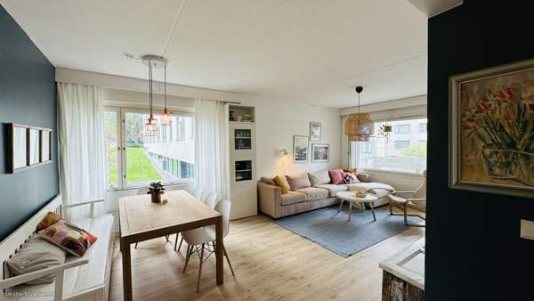 oh + 3h + k + kph + wc + lasit.parv.  Espoo - valokuva 1