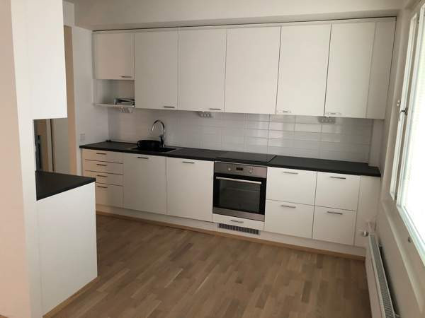 3h + kt + lasit.p  Hämeenlinna - valokuva 1