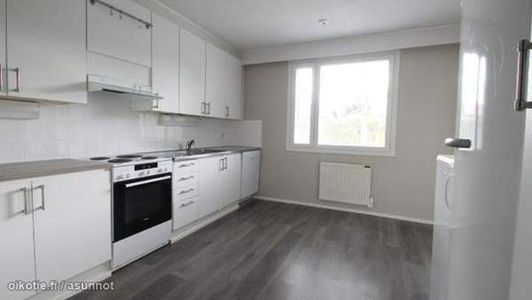 2h + k, kph, s  Tornio - valokuva 3