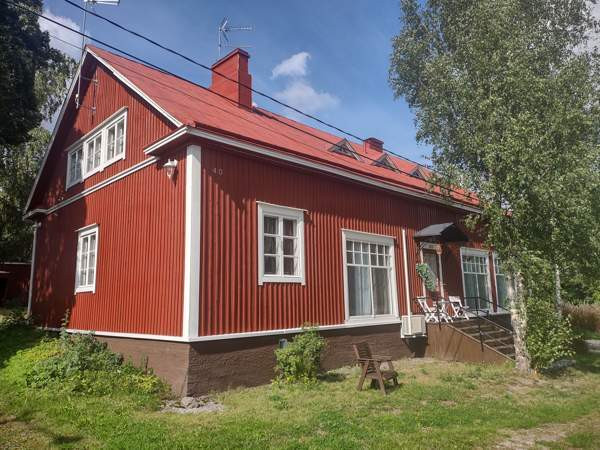 7h + 3 k + vh + lasiveranta + autohalli + katettu  Raasepori - valokuva 2