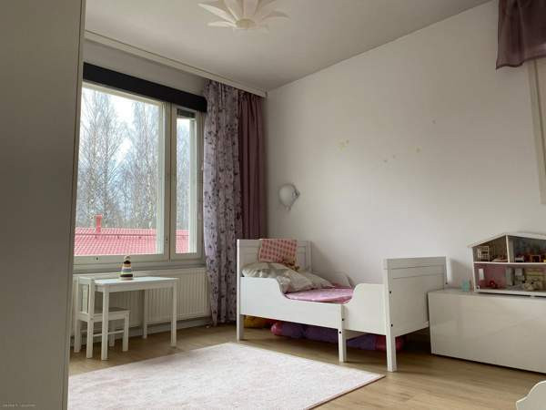 4h+k+s. Osakkaan hallintaan kuuluu irtaimistovaras  Espoo - valokuva 6